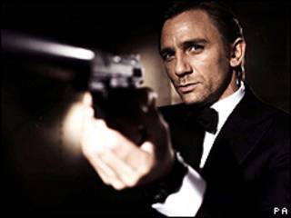 Daniel Craig en el papel de James Bond.