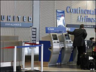 Compañías aéreas United Airlines y Continental