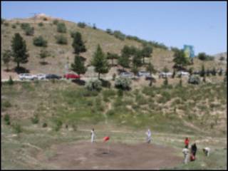 په قرغه کې ګلف لوبه