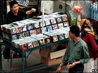 Venta de CD piratas