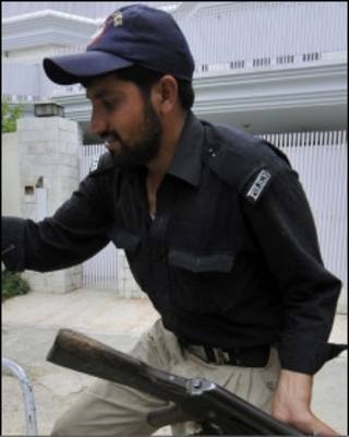 کراچی پولیس