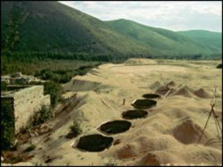 Khai thác uranium- ảnh minh họa