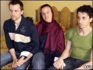 شین بائر، جاش فتال و سارا شورد