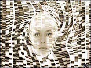 Imagen computarizada de rostro rodeado de radiografía distorsionada de ADN