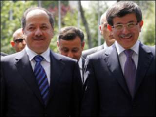داود اوغلو وبارزاني