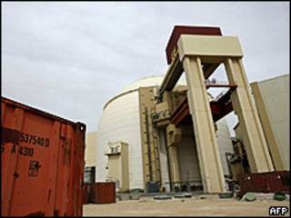 Instalação nuclear em Bushehr