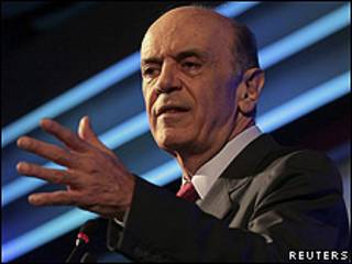 O candidato tucano, José Serra (arquivo)