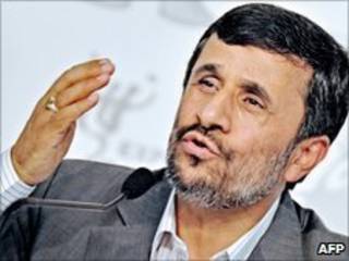 O presidente do Irã, Mahmoud Ahmadinejad, na China