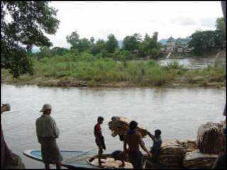 ထိုင်းမြန်မာနယ်စပ်