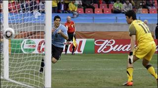 Suarez ne zira kwallaye biyu a wasan