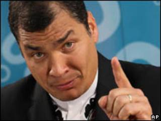 O presidente do Equador, Rafael Correa, durante entrevista (AP, 25 de junho)