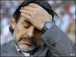 Maradona na tunanin ajiye aikin shi