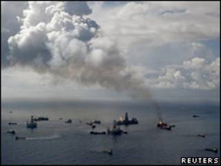 La operación de contención de crudo en el Golfo de México