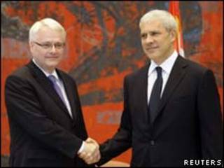 Ivo Josipoviç (solda) ve Boris Tadiç