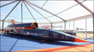 Модель нового сверхзвукового автомобиля Bloodhound