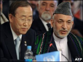 Ban Ki-moon e Hamid Karzai