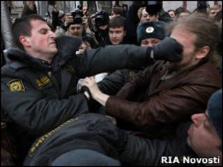 Задержание на митинге 31 марта