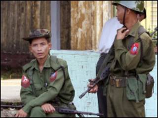 soldiers