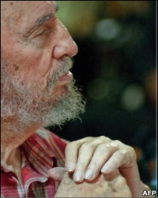 Fidel durante encontro com jovens cubanos