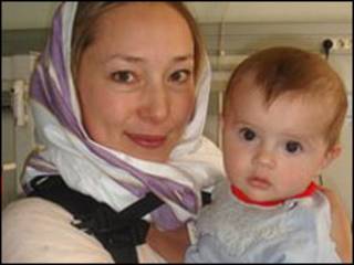 Karen Woo, Likita a Afghanistan