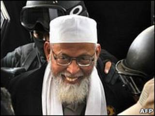 Giáo sĩ Hồi giáo cực đoan Indonesia, Abu Bakar Ba'asyir