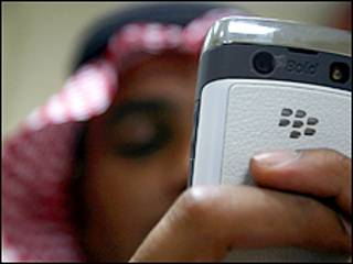 قالت هيئة الاتصالات انه "سيستمر تقييم ومراجعة العمل حسب التطورات"