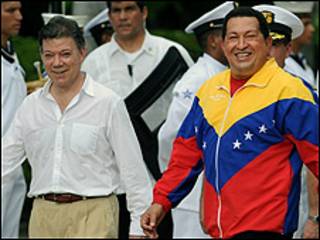 Santos dan Chavez bertemu di Santa Marta, Kolombia
