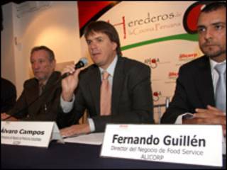 Representantes de Alicorp y de la Asociación Peruana de Gastronomía.