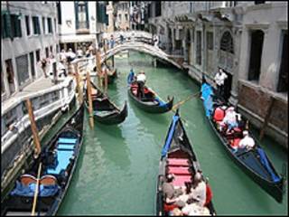 Góndolas venecianas
