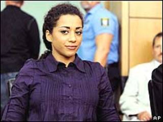 Cantante alemana Nadja Benaissa