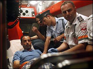 آمبولانس اسرائیلی در نزدیکی سفارت ترکیه