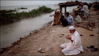 السيول لم تطل أراضي الأثرياء