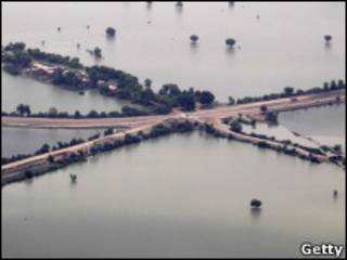 Залитая водой территория