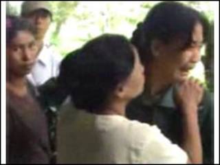 အသတ်ခံရသူမိသားစု ပူဆွေးနေစဉ်