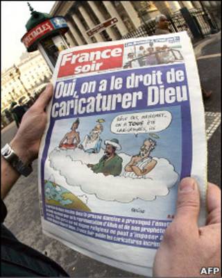 Перепечатанные France Soir карикатуры на пророка