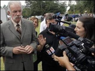 Gereja Pendeta Terry Jones beranggotakan tidak lebih dari 50 orang