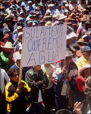 Protesta en Espinar, Perú / Foto: Jaime Borda / Vicaria de Solidaridad de Sicuani.
