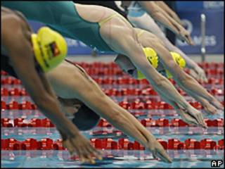 Atletas australianos participam de prova em Nova Déli (AP)