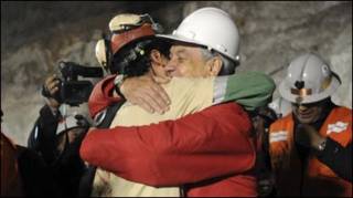 Florencio Ávalos, o primeiro mineiro a ser resgatado
