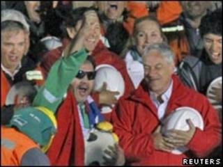 Presidente Sebastián Piñera com Luis Urzúa