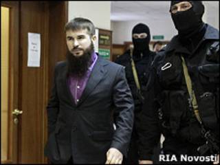 Иса Ямадаев на оглашении в Мосгорсуде приговора обвиняемым в убийстве его брата - Руслана Ямадаева