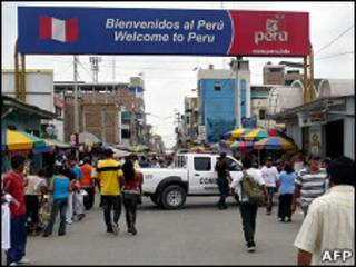 Entrada a Perú en la zona fronteriza con Ecuador