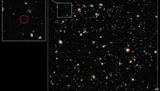 Imagen de la galaxia UDFy-38135539 captada por el telescopio Hubble