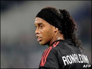 Grêmio, Flamengo e Palmeiras são possíveis destinos do jogador.