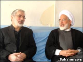 مهدی کروبی و میرحسین موسوی