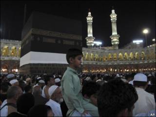 طواف بالكعبة