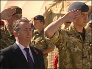 Pangeran William dan Menteri Pertahanan Liam Fox