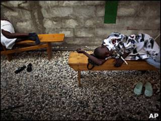 Doentes de cólera no Haiti/AP