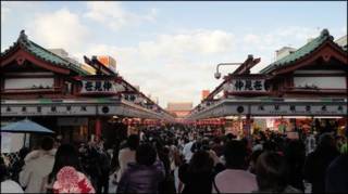 Chợ tại Asakusa, Nhật Bản