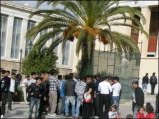 اعتراض پناهجویان افغان در یونان